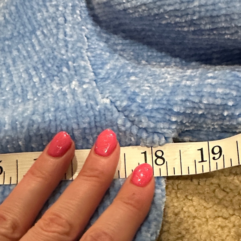 Tommy Bahama Sky Blue V-Neck Sweater NWOT!! - Picture 6 of 7
